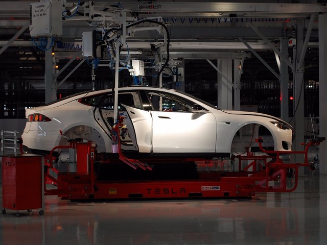 12-su-that-dang-kinh-ngac-ve-du-an-nha-may-nang-luong-gigafactory-cua-elon-musk-5