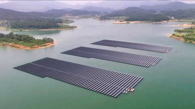 Nhật Bản phát triển nhà máy năng lượng Mặt Trời trên mặt nước