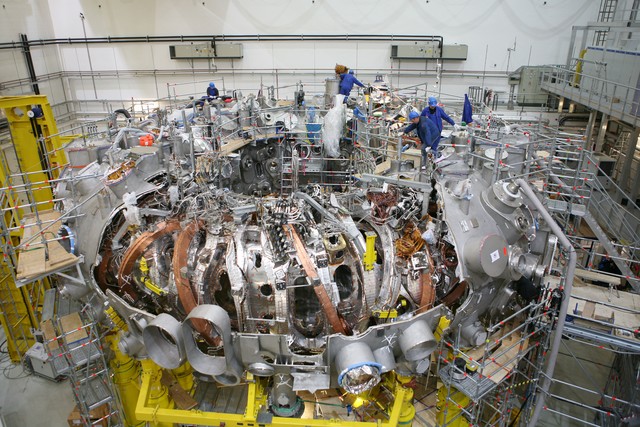 Lò phản ứng Wendelstein 7-X.