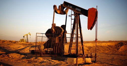 Giá dầu rớt xuống mức thấp nhất 12 năm qua