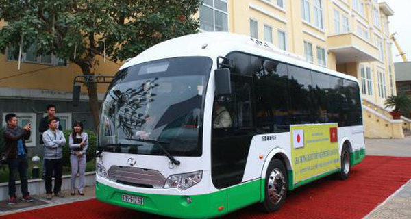 Việt Nam có xe buýt chạy bằng năng lượng mọi thứ đều miễn phí
