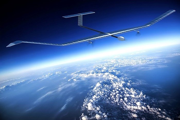 Máy bay chạy bằng năng lượng mặt trời đạt kỷ lục bay 25 ngày không tiếp nhiên liệu