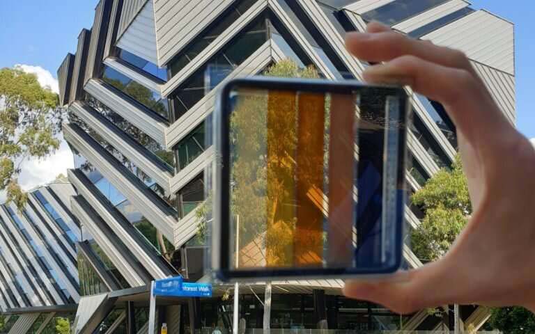 Cửa kính năng lượng mặt trời sẽ sớm thành hiện thực như tấm pin năng lượng mặt trời áp mái